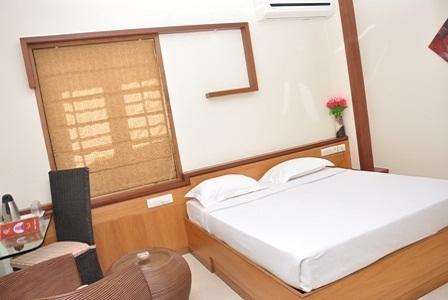 Hotel Rithanns Karumathampatti Karumattampatti Pokoj fotografie